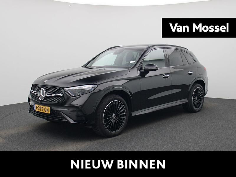 Zwart Occasion 2023 Mercedes GLC300 AMG line SUV | € 54.900 (Goede deal) - Afbeelding 1/4