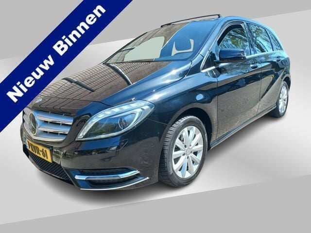 Zwart Gebruikt 2013 Mercedes B180 Ambition MPV | € 11.999 (Iets duurder) - Afbeelding 1/4