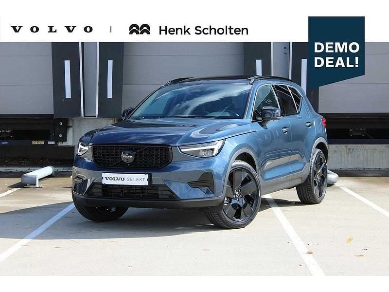 Blauw Occasion 2025 Volvo XC40 Plus SUV | € 54.950 - Afbeelding 1/3