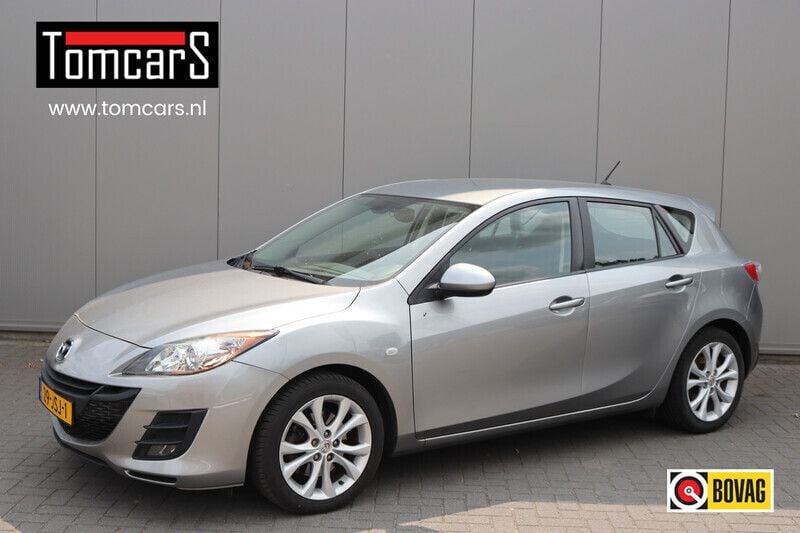 Grijs Gebruikt 2009 Mazda 3 Hatchback | € 4.450 (Eerlijke prijs) - Afbeelding 1/4
