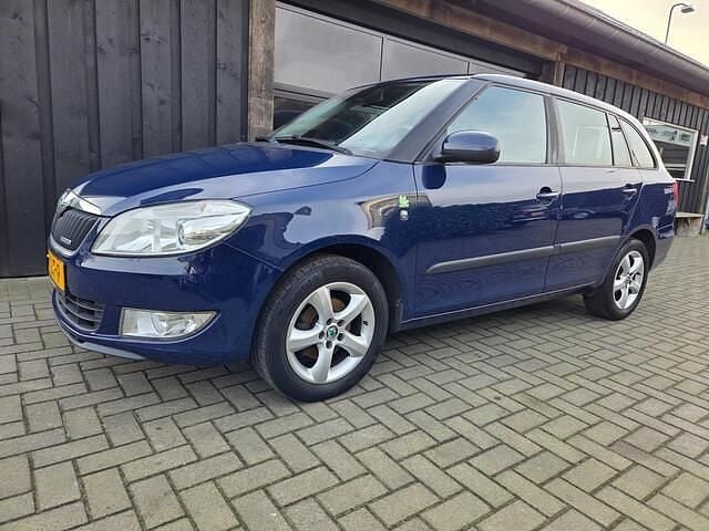 Blauw Occasion 2012 Skoda Fabia GreenLine Stationwagen | € 1.495 (Goede deal) - Afbeelding 1/4