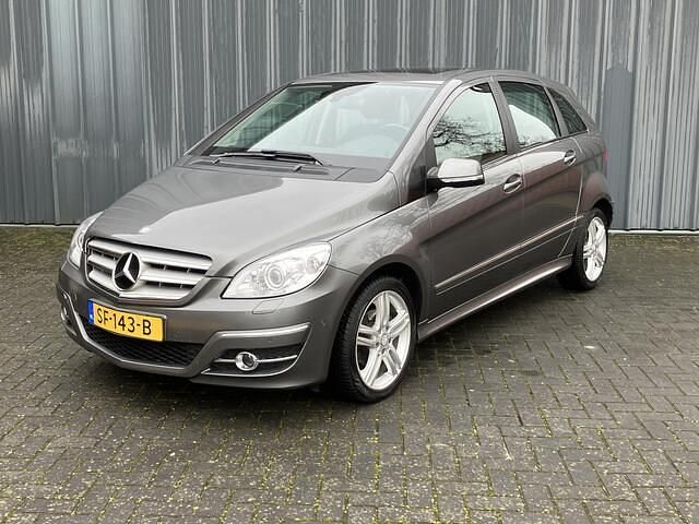 Occasion Mercedes B180 Business 116 PK (85 kW) 2011 Grijs (metallic) MPV