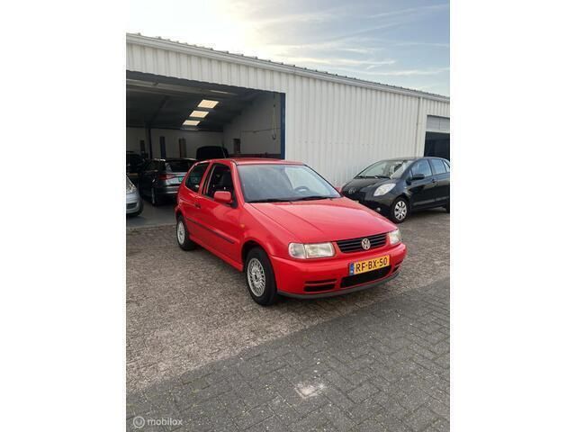 Occasion VW Polo 75 PK (55 kW) 1997 Rood Hatchback