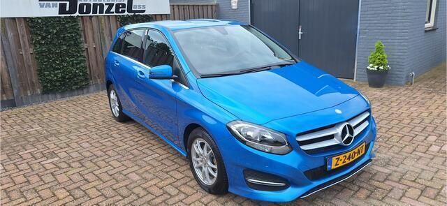 Blauw Gebruikt 2016 Mercedes B180 Ambition MPV | € 13.695 (Eerlijke prijs) - Afbeelding 1/4