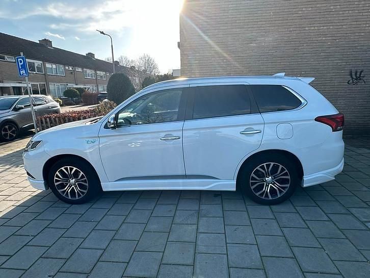 Occasion Mitsubishi Outlander Instyle 121 PK (88 kW) 2015 SUV
