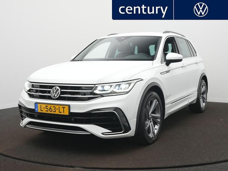 Wit Occasion 2021 VW Tiguan R-line SUV | € 30.900 (Goede deal) - Afbeelding 1/4