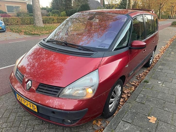 Gebruikt 2004 Renault Grand Espace MPV | € 1.750 (Eerlijke prijs) - Afbeelding 1/4