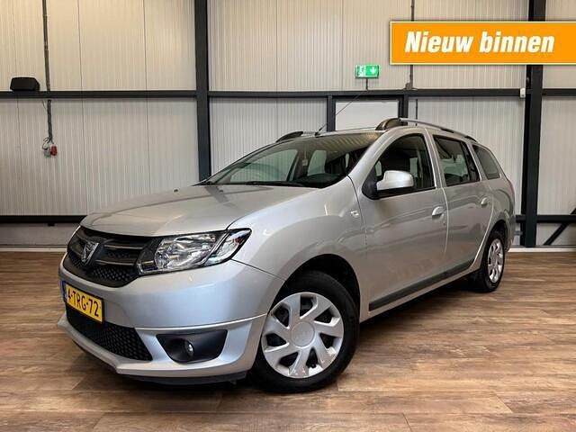 Grijs Gebruikt 2014 Dacia Logan MCV Lauréate Stationwagen | € 4.490 (Eerlijke prijs) - Afbeelding 1/4