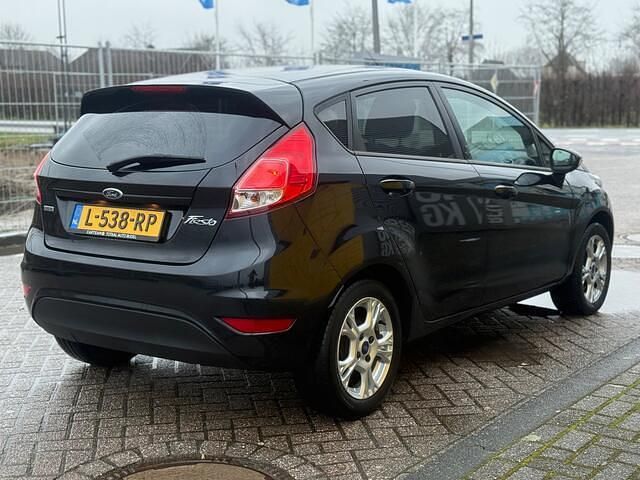 Occasion Ford Fiesta Style 80 PK (58 kW) 2013 Zwart (metallic) Hatchback