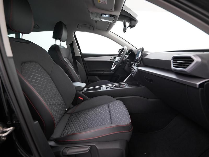 Occasion Seat Leon FR 2026 Zwart Hatchback