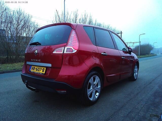 Occasion Renault Scénic III Dynamique 110 PK (80 kW) 2010 Rood MPV