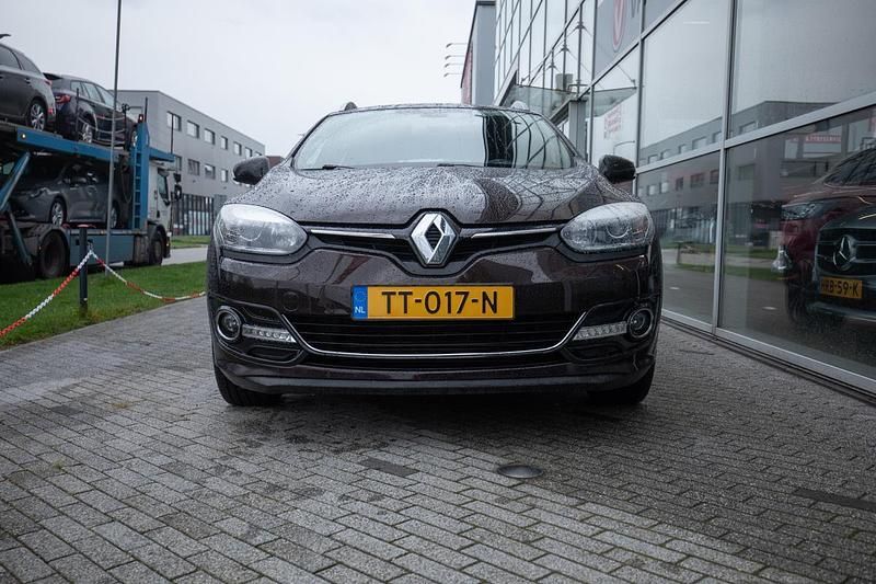 Occasion Renault Mégane GrandTour Bose Edition 130 PK (95 kW) 2018 Bruin Stationwagen
