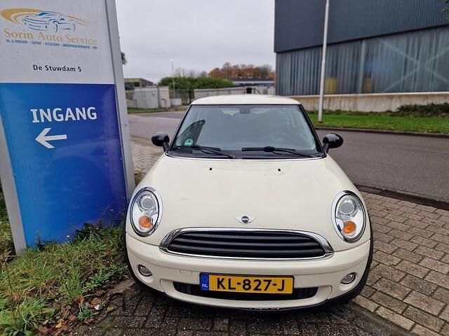 Wit Gebruikt 2009 Mini ONE Pepper Hatchback | € 5.999 (Iets duurder) - Afbeelding 1/4