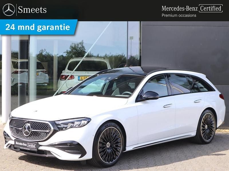 Wit Gebruikt 2024 Mercedes E300 AMG line Stationwagen | € 61.888 - Afbeelding 1/4