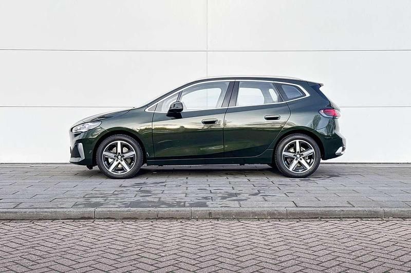 Occasion BMW 218 Active Tourer Comfort Edition 136 PK (100 kW) 2025 Groen MPV