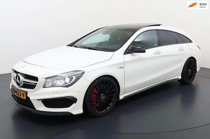 Wit Gebruikt 2015 Mercedes CLA45 AMG Shooting Brake AMG Stationwagen | € 19.999 - Afbeelding 1/4