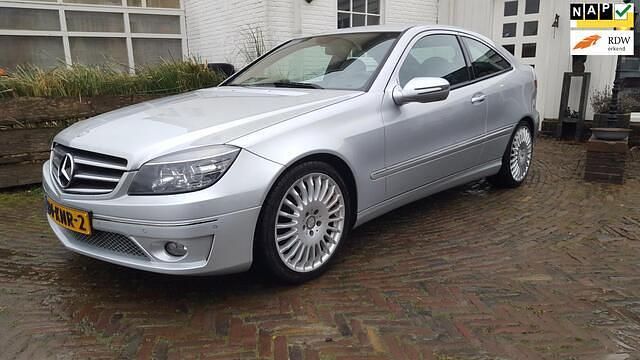 Zilver Occasion 2010 Mercedes CLC180 Prestige Hatchback | € 9.950 - Afbeelding 1/4