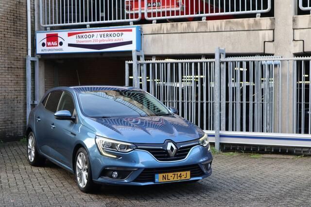 Blauw Gebruikt 2017 Renault Mégane IV Zen Hatchback | € 9.999 (Eerlijke prijs) - Afbeelding 1/4