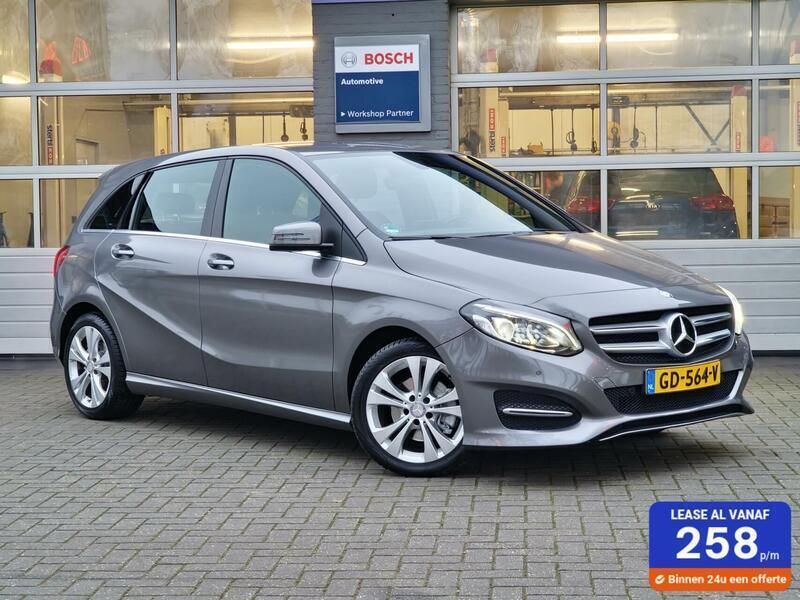 Grijs Gebruikt 2015 Mercedes B180 Ambition MPV | € 16.945 (Duur) - Afbeelding 1/4