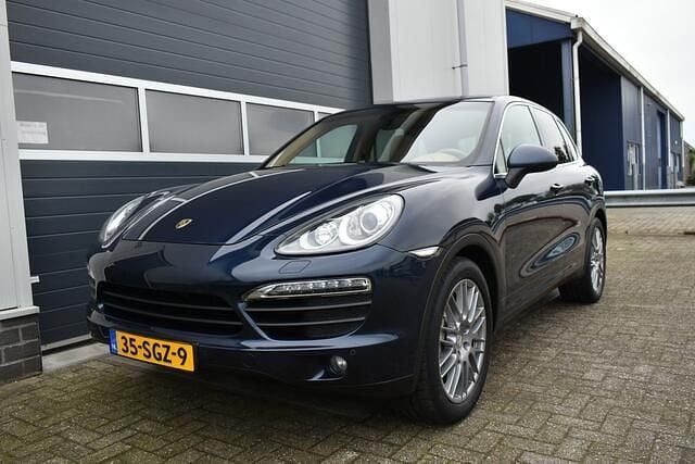 Blauw Gebruikt 2011 Porsche Cayenne SUV | € 22.999 (Eerlijke prijs) - Afbeelding 1/4