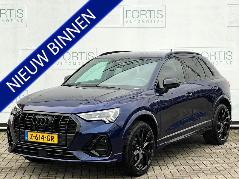 Blauw Gebruikt 2023 Audi Q3 SUV | € 39.900 - Afbeelding 1/4