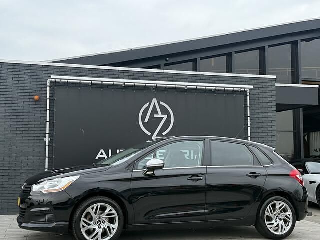 Zwart Occasion 2014 Citroën C4 Exclusive Hatchback | € 3.499 (Super prijs) - Afbeelding 1/4