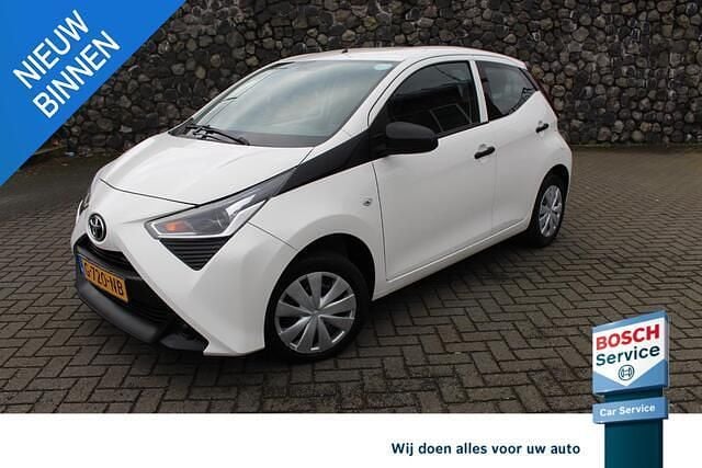 Wit Gebruikt 2019 Toyota Aygo Hatchback | € 8.945 (Goede deal) - Afbeelding 1/4