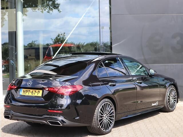 Occasion Mercedes C180 Business 170 PK (125 kW) 2025 Zwart, metallic lak Sedan