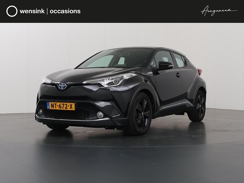 Zwart Gebruikt 2017 Toyota C-HR SUV | € 17.830 (Eerlijke prijs) - Afbeelding 1/4