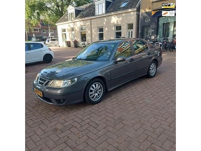 Grijs Gebruikt 2005 Saab 9-5 Linear Sedan | € 1.995 (Goede deal) - Afbeelding 1/4