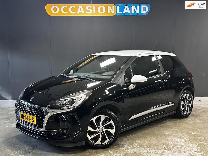 Zwart Gebruikt 2018 DS Automobiles DS3 So Chic Hatchback | € 7.200 (Super prijs) - Afbeelding 1/4