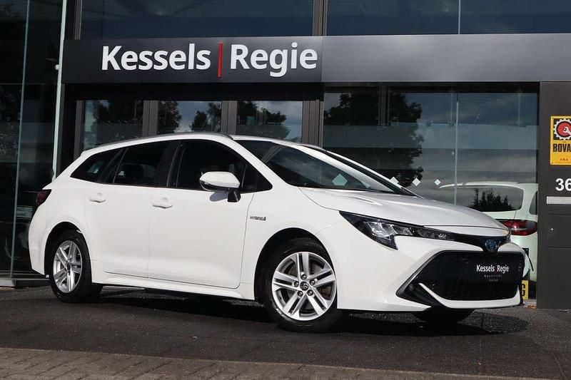 Wit Gebruikt 2020 Toyota Corolla Stationwagen | € 21.950 (Goede deal) - Afbeelding 1/4