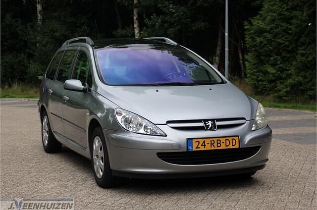 Grijs Gebruikt 2005 Peugeot 307 Stationwagen | € 999 (Goede deal) - Afbeelding 1/4