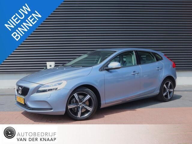 Blauw Gebruikt 2016 Volvo V40 Stationwagen | € 14.750 (Eerlijke prijs) - Afbeelding 1/4