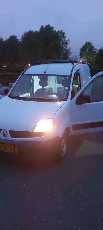 Wit Gebruikt 2006 Renault Kangoo MPV | € 2.500 (Duur) - Afbeelding 1/4
