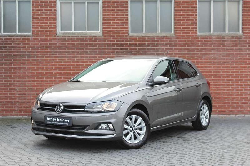 Grijs Gebruikt 2021 VW Polo Highline Hatchback | € 18.950 (Super prijs) - Afbeelding 1/4