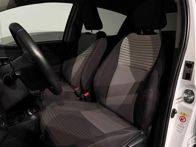 Occasion Toyota Yaris 112 PK (82 kW) 2019 Wit Hatchback