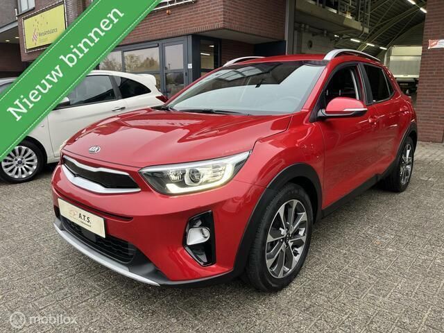 Rood, metallic lak Gebruikt 2019 Kia Stonic SUV | € 18.950 (Eerlijke prijs) - Afbeelding 1/4