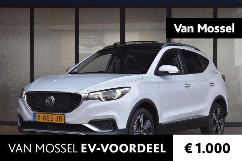 Wit Gebruikt 2020 MG ZS Luxury Sedan | € 14.950 (Eerlijke prijs) - Afbeelding 1/4