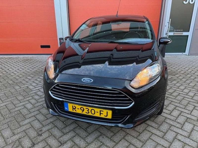 Occasion Ford Fiesta Titanium 101 PK (74 kW) 2013 Zwart Hatchback