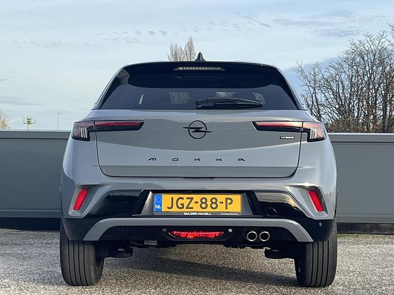 Nieuw Opel Mokka 145 PK (106 kW) 2025 Grijs SUV