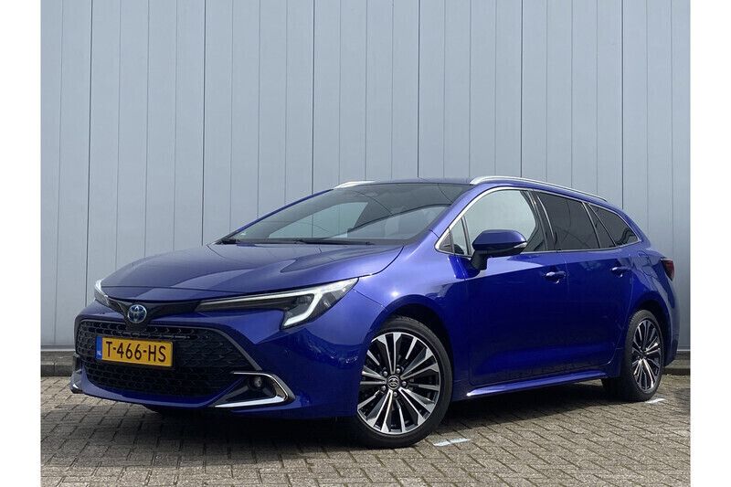 Blauw Gebruikt 2023 Toyota Corolla Edition Stationwagen | € 32.499 (Iets duurder) - Afbeelding 1/1