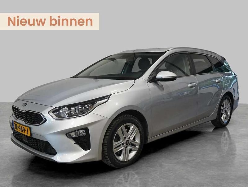Grijs Gebruikt 2019 Kia Ceed Sportswagon Stationwagen | € 10.345 (Eerlijke prijs) - Afbeelding 1/4