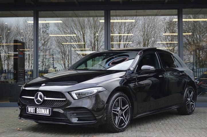 Occasion Mercedes A250 AMG 218 PK (160 kW) 2020 Zwart Hatchback