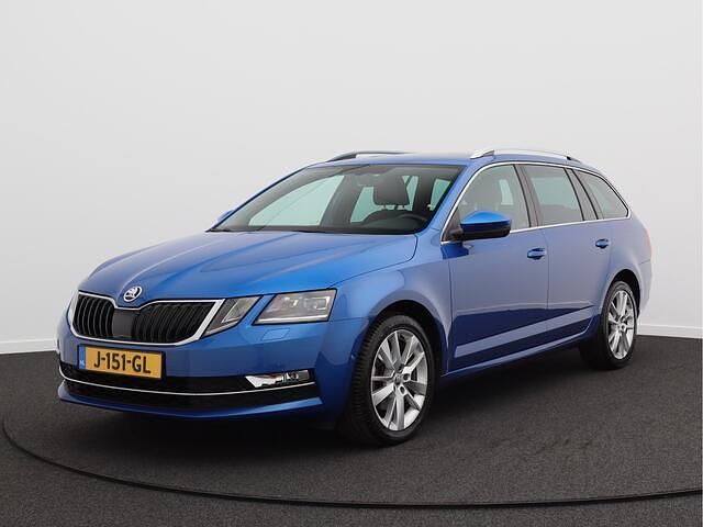 Blauw Gebruikt 2020 Skoda Octavia Business Line Stationwagen | € 17.950 (Eerlijke prijs) - Afbeelding 1/4