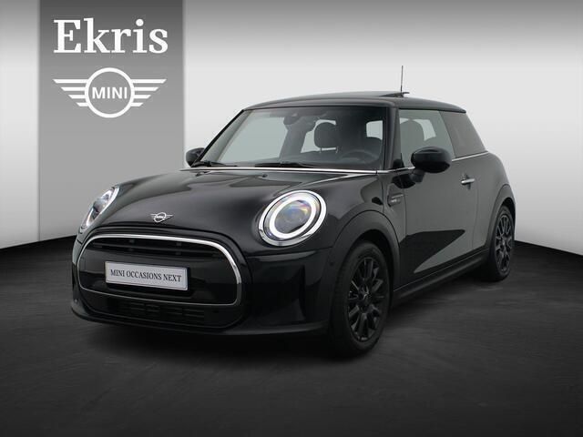 Zwart Gebruikt 2024 Mini Cooper Hatchback | € 29.450 (Iets duurder) - Afbeelding 1/4