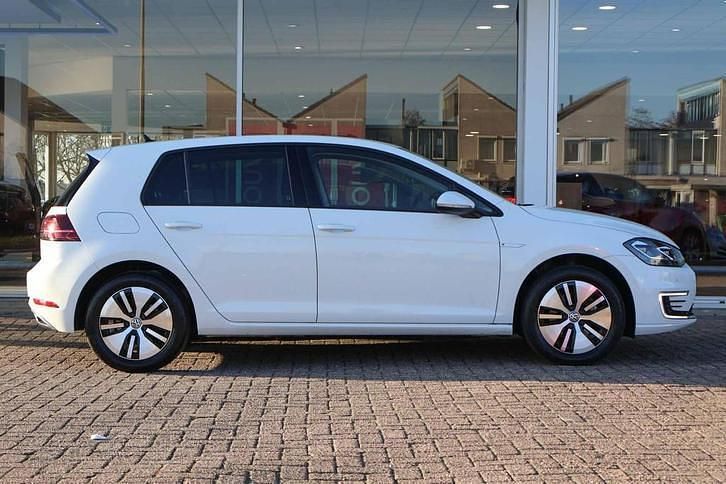 Occasion VW e-Golf 100 kW (136 PK) 2020 Wit Hatchback