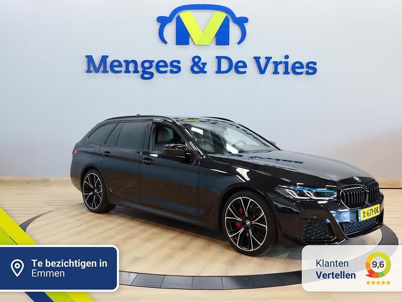 Zwart Gebruikt 2023 BMW 530e M Sport Stationwagen | € 45.690 (Eerlijke prijs) - Afbeelding 1/3
