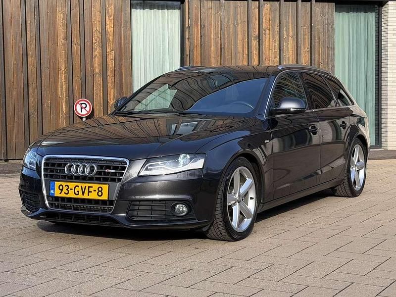 Grijs Occasion 2008 Audi A4 S-Line Stationwagen | € 6.950 (Eerlijke prijs) - Afbeelding 1/4