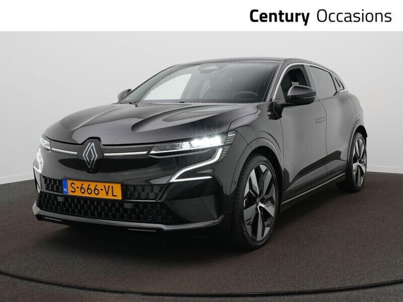 Zwart Gebruikt 2023 Renault Mégane Equilibre Hatchback | € 23.900 (Super prijs) - Afbeelding 1/4